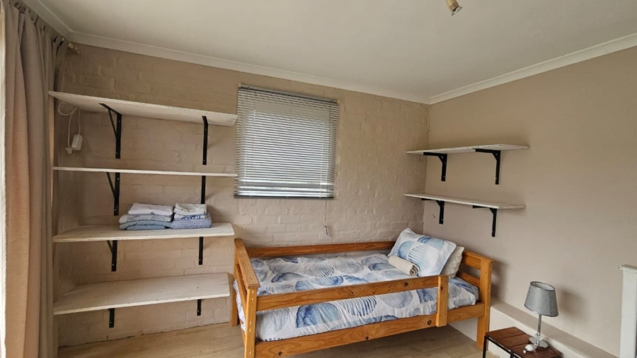 5 Bedroom Property for Sale in Malgas Western Cape